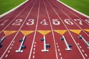 开云官网-教科书在决赛夜摊开，切特的沉默与喧嚣